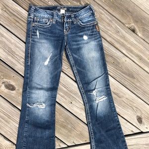 Silver Buckle Woman’s Jeans